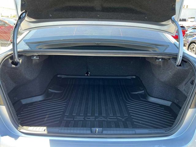 Photo of 2024 Ice Silver Metallic Subaru Legacy