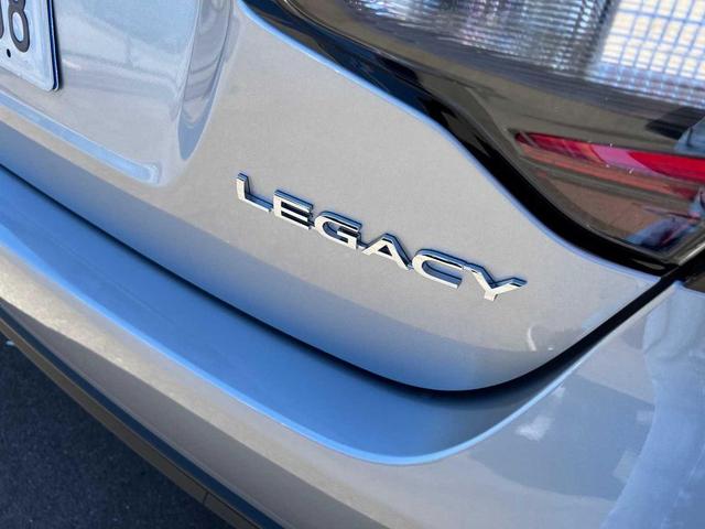 Photo of 2024 Ice Silver Metallic Subaru Legacy