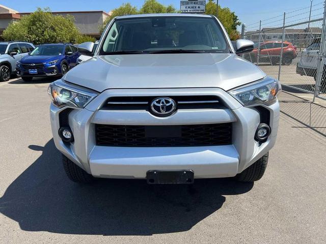 Photo of 2024 Classic Silver Metallic Toyota 4Runner
