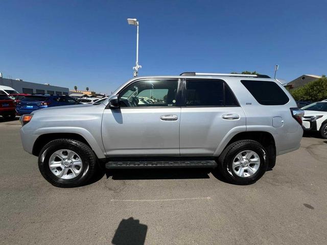 Photo of 2024 Classic Silver Metallic Toyota 4Runner