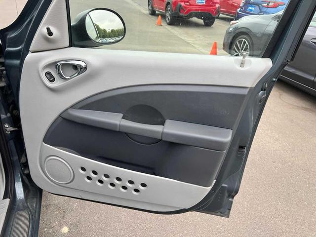 Photo of 2006 Magnesium Pearlcoat Chrysler PT Cruiser