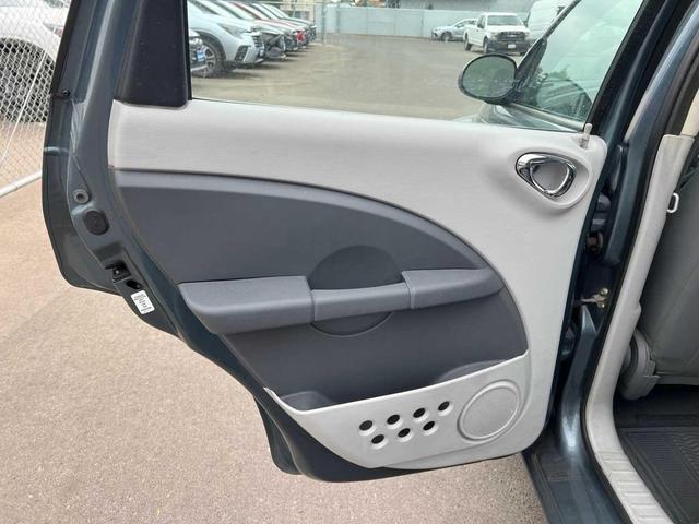 Photo of 2006 Magnesium Pearlcoat Chrysler PT Cruiser