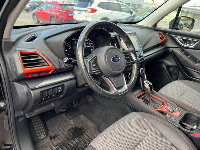 Photo of 2019 Crystal Black Silica Subaru Forester