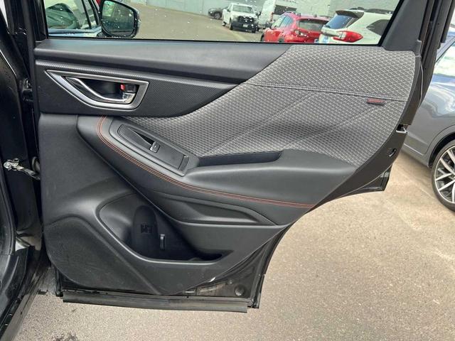 Photo of 2019 Crystal Black Silica Subaru Forester