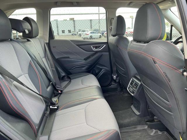 Photo of 2019 Crystal Black Silica Subaru Forester