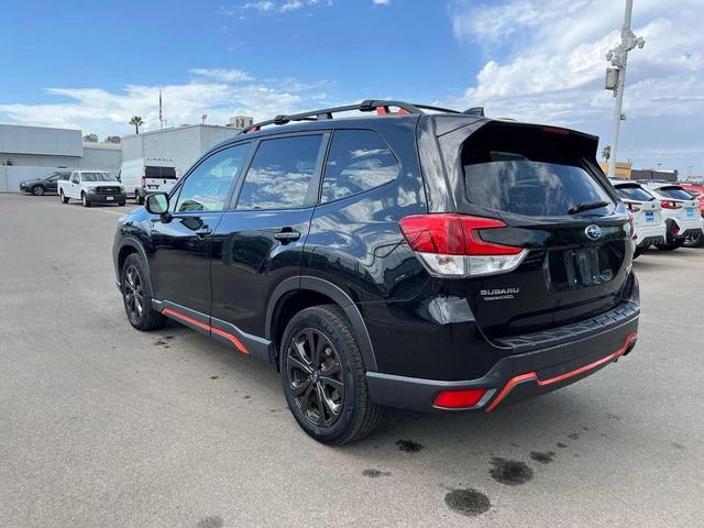 Photo of 2019 Crystal Black Silica Subaru Forester
