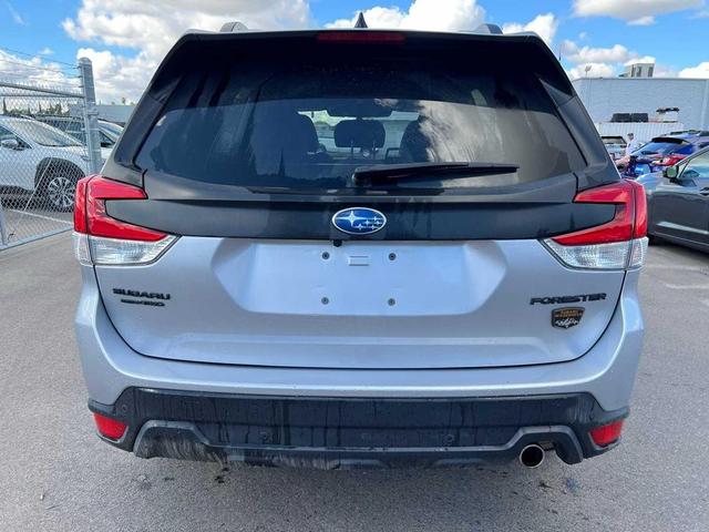 Photo of 2024 Ice Silver Metallic Subaru Forester