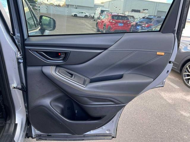 Photo of 2024 Ice Silver Metallic Subaru Forester