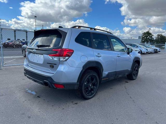 Photo of 2024 Ice Silver Metallic Subaru Forester