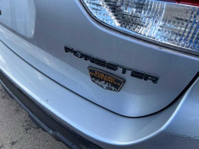 Photo of 2024 Ice Silver Metallic Subaru Forester