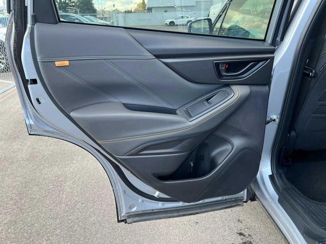 Photo of 2024 Ice Silver Metallic Subaru Forester
