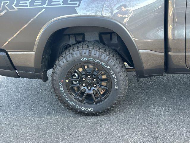 Photo of 2025 Granite Crystal Clearcoat Metallic RAM 1500