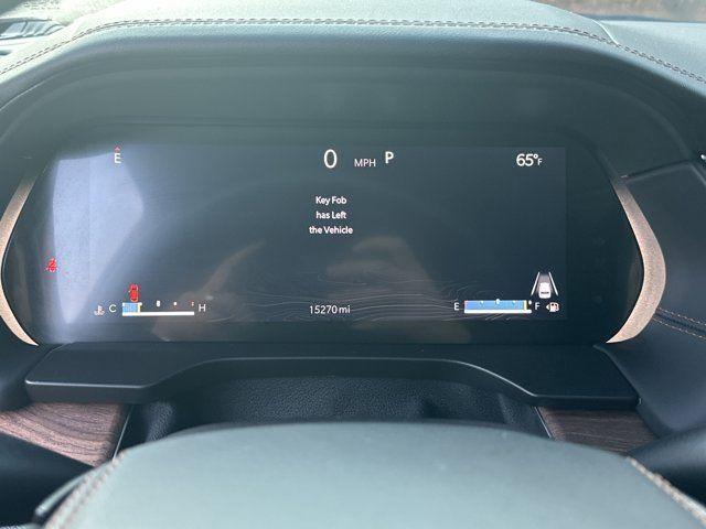 Photo of 2022 Metallic Jeep Grand Cherokee