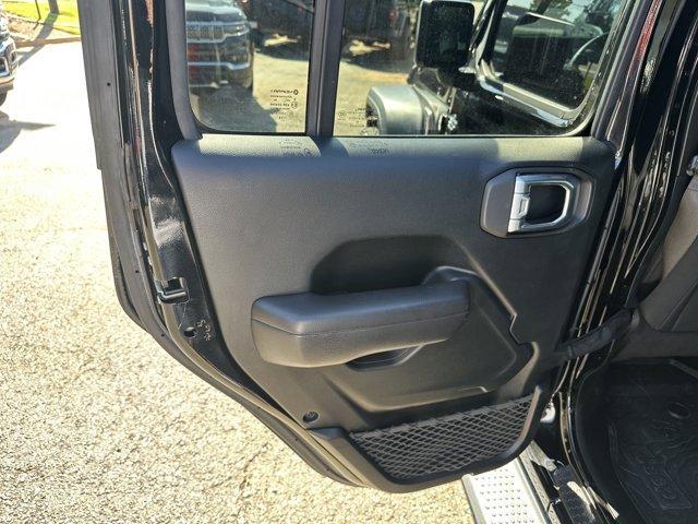 Photo of 2018 Black Clearcoat Jeep Wrangler Unlimited