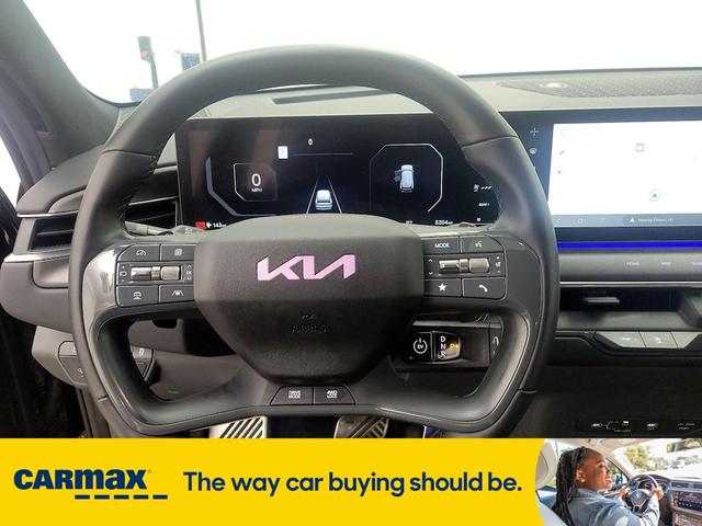 Photo of 2024 Black Kia EV9