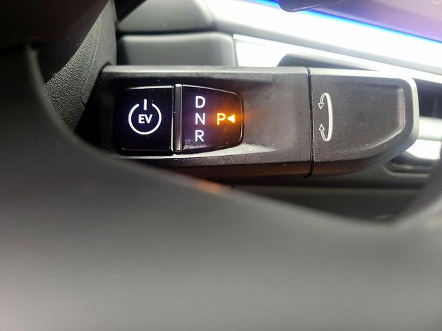 Photo of 2024 Black Kia EV9