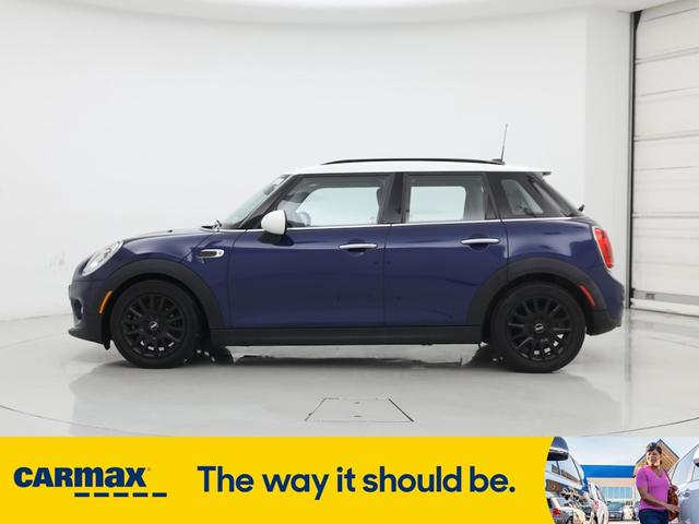 Photo of 2016 Blue MINI Hardtop