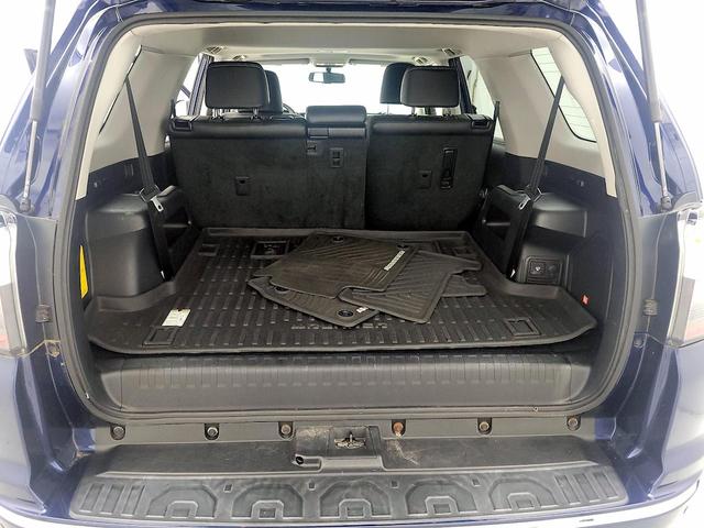 Photo of 2016 Blue Toyota 4Runner