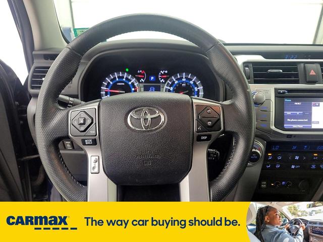 Photo of 2016 Blue Toyota 4Runner
