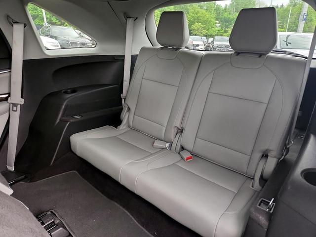 Photo of 2020 Silver Acura MDX