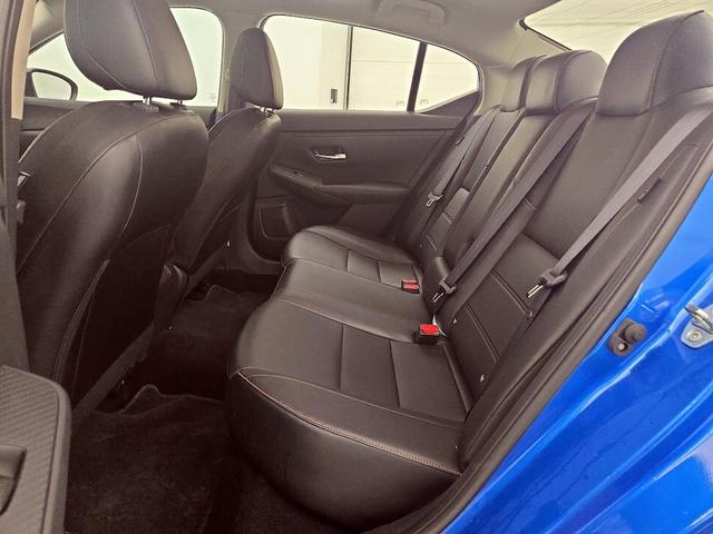 Photo of 2023 Blue Nissan Sentra