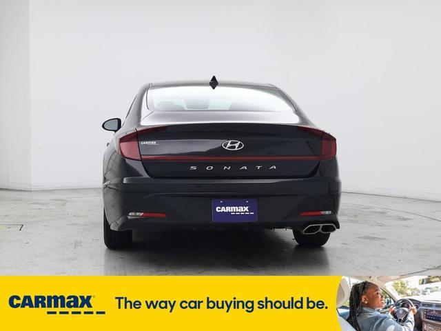 Photo of 2023 Black Hyundai SONATA