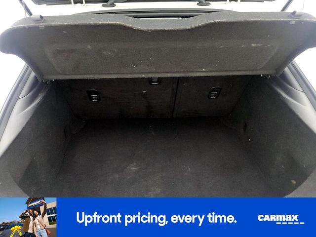 Photo of 2022 White Mazda Mazda3