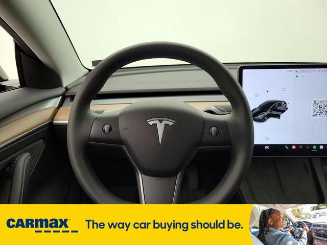 Photo of 2021 Black Tesla Model 3