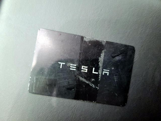 Photo of 2021 Black Tesla Model 3
