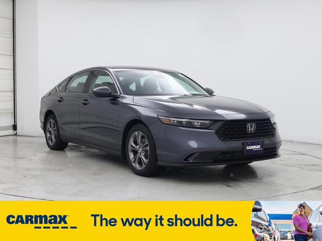 Photo of 2024 Gray Honda Accord