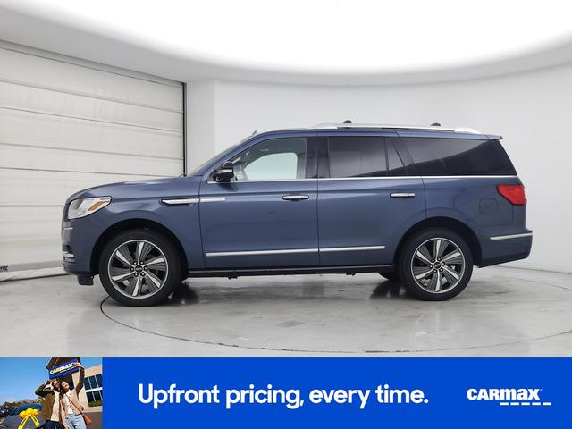 Photo of 2019 Blue Lincoln Navigator
