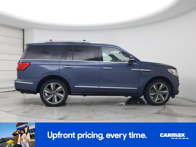 Photo of 2019 Blue Lincoln Navigator
