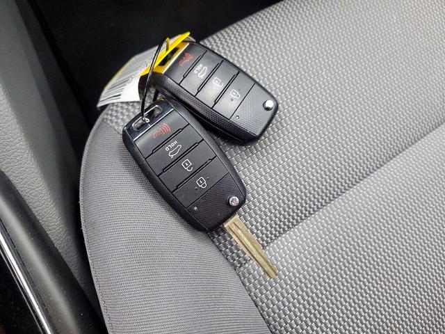 Photo of 2017 Gray Kia Forte