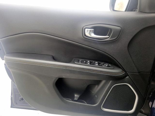 Photo of 2020 Blue Jeep Compass