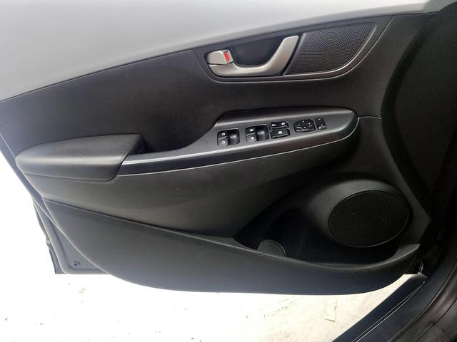 Photo of 2018 Gray Hyundai KONA