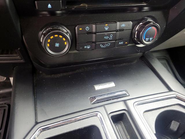 Photo of 2017 Black Ford F-150