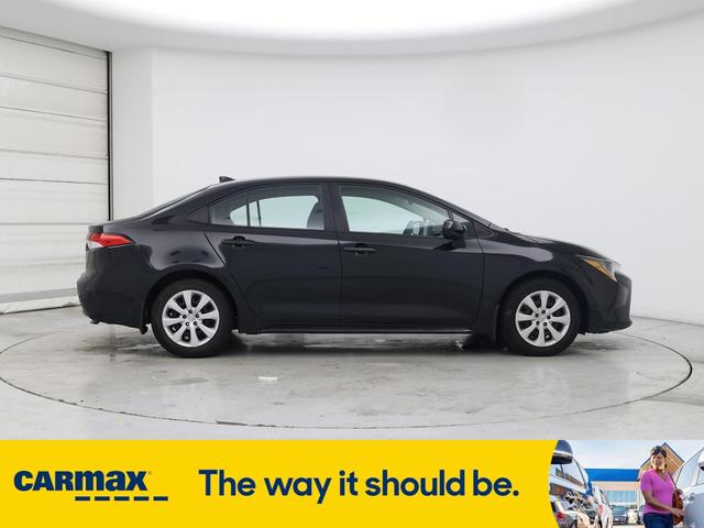 Photo of 2022 Black Toyota Corolla
