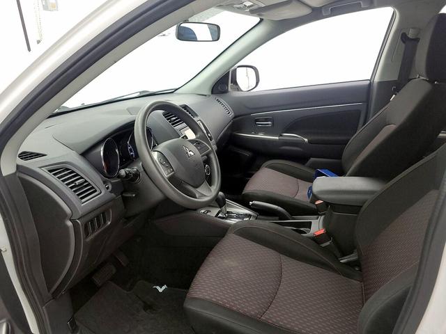 Photo of 2019 White Mitsubishi Outlander Sport