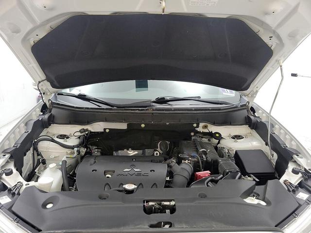 Photo of 2019 White Mitsubishi Outlander Sport