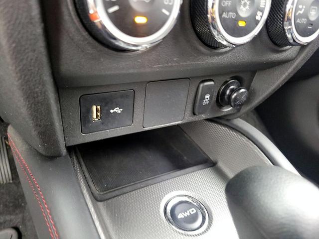 Photo of 2019 White Mitsubishi Outlander Sport