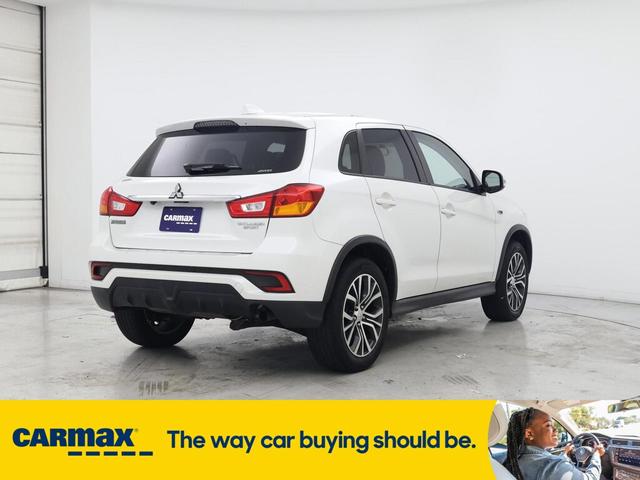 Photo of 2019 White Mitsubishi Outlander Sport