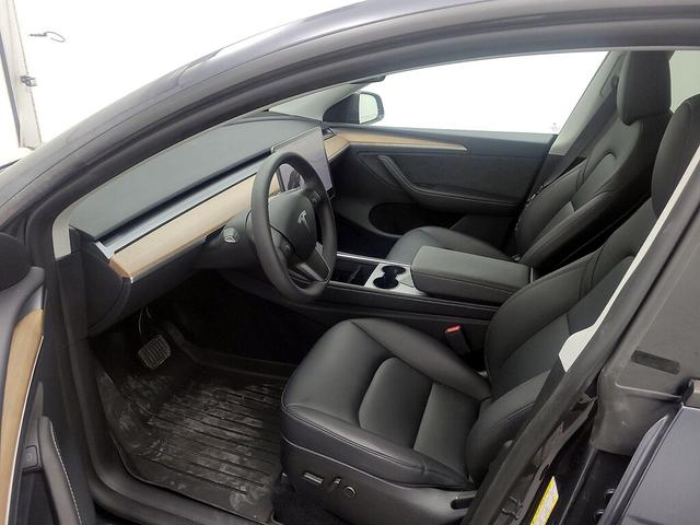 Photo of 2024 Black Tesla Model Y
