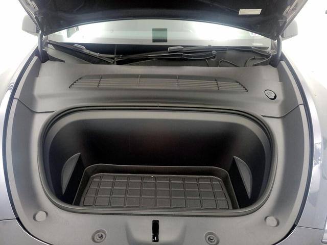 Photo of 2024 Black Tesla Model Y