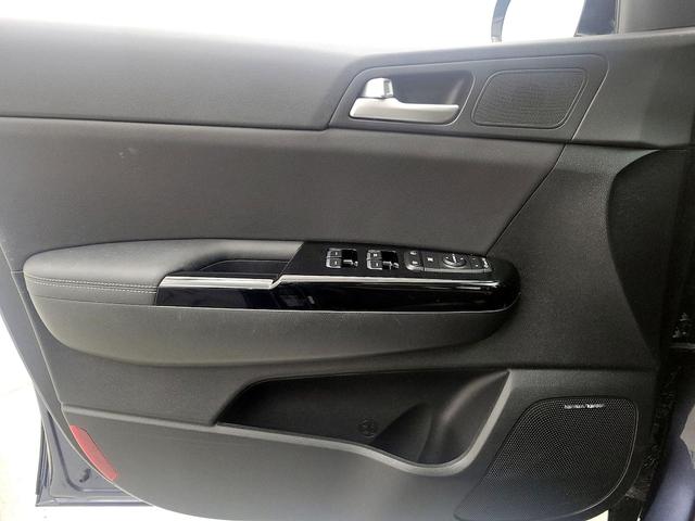 Photo of 2020 Blue Kia Sportage