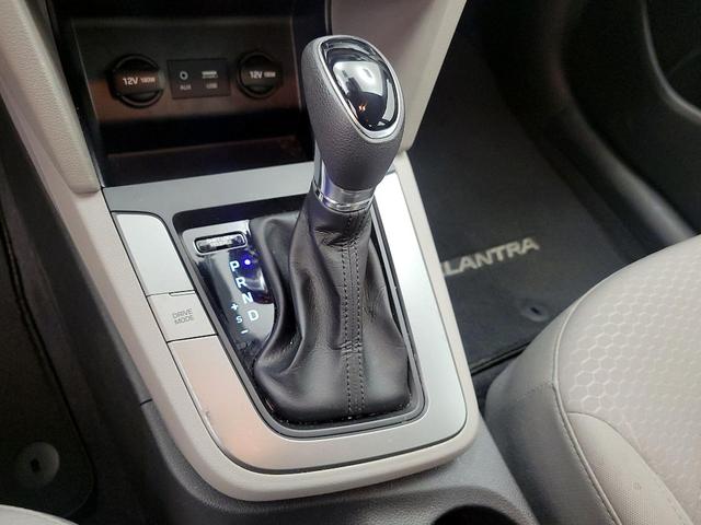 Photo of 2020 Gray Hyundai ELANTRA