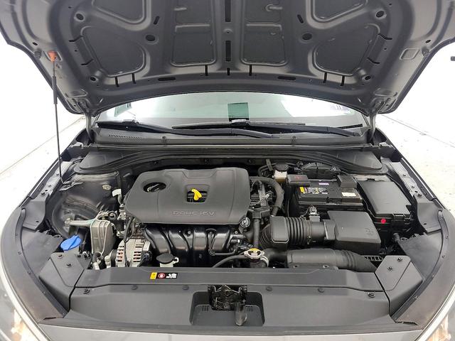 Photo of 2020 Gray Hyundai ELANTRA