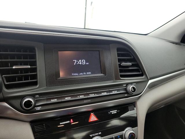 Photo of 2020 Gray Hyundai ELANTRA