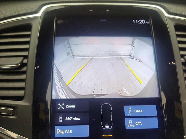 Photo of 2020 Blue Volvo XC90