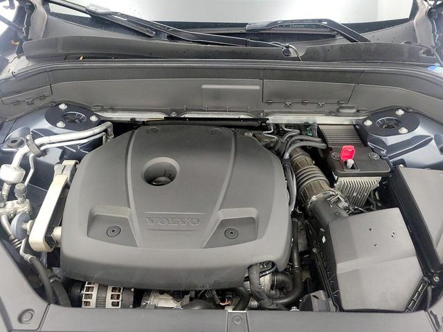 Photo of 2020 Blue Volvo XC90