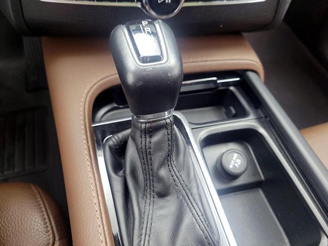 Photo of 2020 Blue Volvo XC90